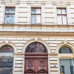 Luxury Spacious Apartment In The Heart Of Prague