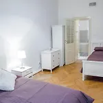 Luxury Spacious Apartment In The Heart Of Prague